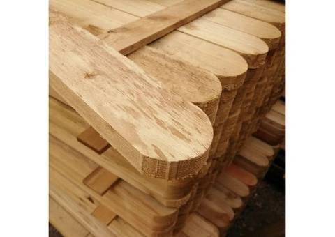 Round Picket Fence Pales 900mm and 1.2m. from £1.70. - 1/4