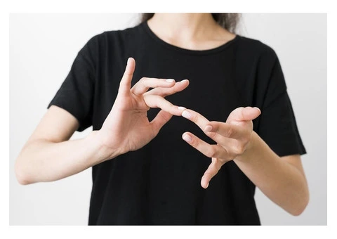 Decoding Differences: Exploring ASL and BSL Variances
