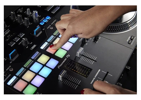 NEW Pioneer DJ DDJ-REV7 2-deck Serato DJ Controller - 5/10