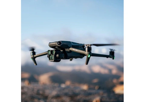 DJI Mavic 3 Pro Fly More Combo with DJI RC - 5/9