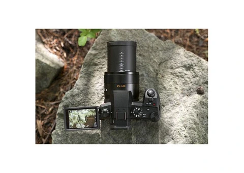 Leica V-Lux 5 Digital Camera - 21/23