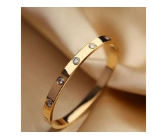 Shop Luxury Gold Round Crystal Bracelet With Us