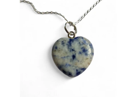 Crystal Elegance: Necklaces That Sparkle and Shine
