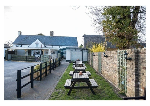 Pub and Food Restaurant in Milton, Cambridge UK - 3/3