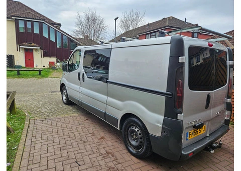 2005 vivaro 2900 crew cab - 2/10