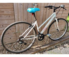 BYKE Ltd: White MTB Apollo Excelle
