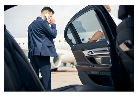 Luxury Airport Transfers Service By Lanz CTS - 1/5