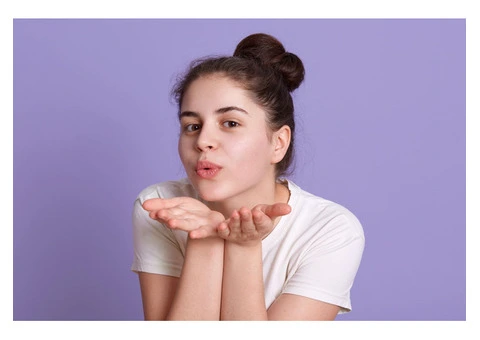 Say Goodbye to Acne and Hello to Radiant Skin!