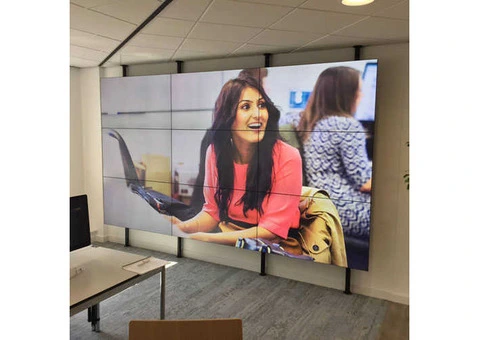 Digital Display Boards Hertfordshire - 2/6