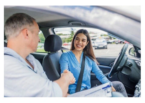 Ready to explore the automatic driving experience with ease? - 2/5