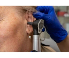 Which is Better: Ear Syringing or Microsuction for Earwax Removal?