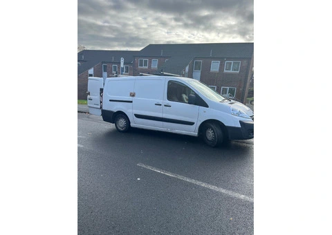 Wheelie bin and flat surface cleaning business - 1/4