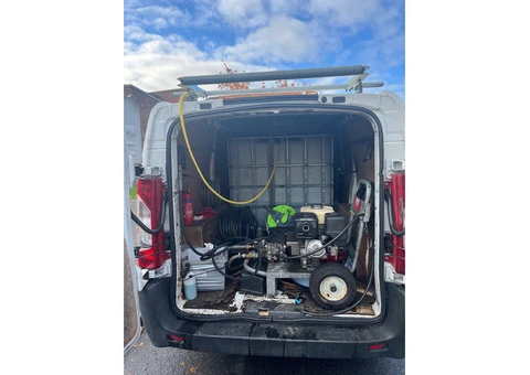 Wheelie bin and flat surface cleaning business - 4/4