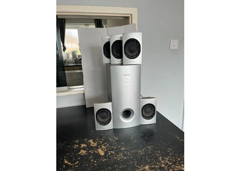 Pioneer cinema entertainment system - 1/4