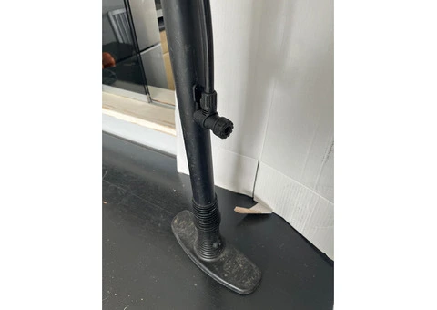 Bicycle pump