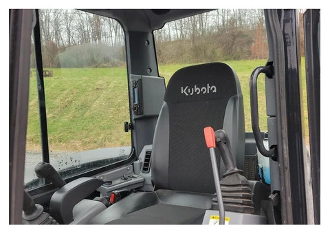 Kubota kx057-4 mini excavator - 1/13