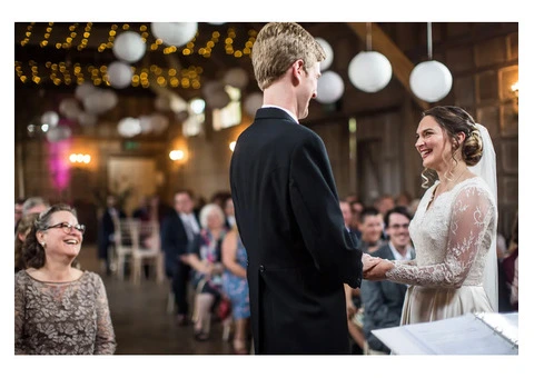 Oxfordshire Wedding Photographer Services