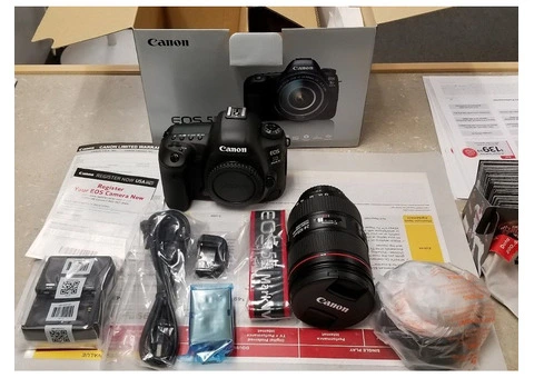 Canon EOS 5D 5d Mark IV Digital SLR Camera