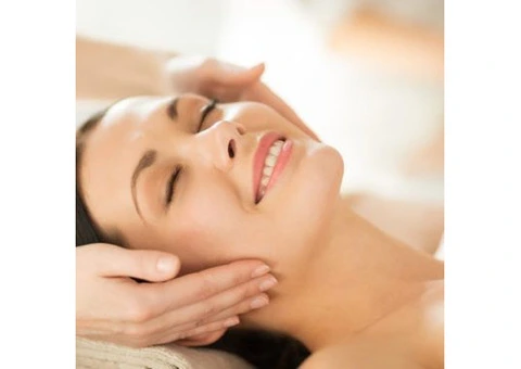 Deep tissue hot oil therapeutic massage - 1/5