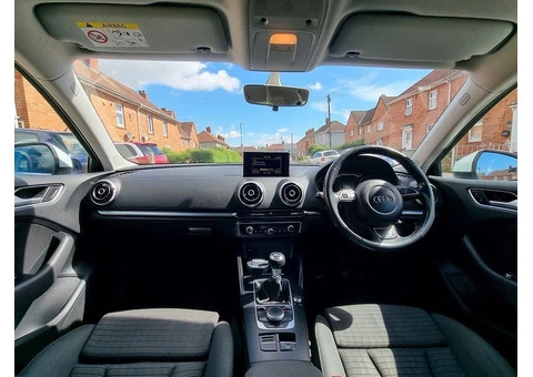 Audi A3, 2016 (16) White sportsback, Manual Diesel, FSH - 13/28