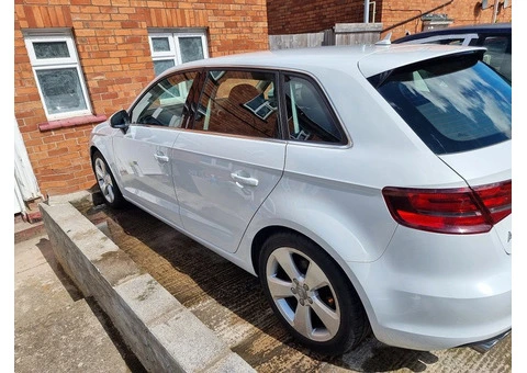 Audi A3, 2016 (16) White sportsback, Manual Diesel, FSH - 26/28