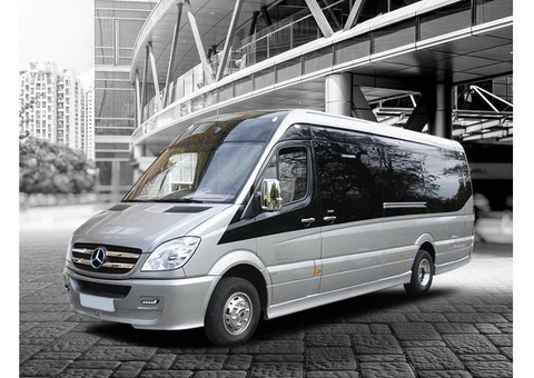 Minibus Hire in Liverpool