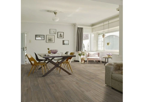 Add Elegance to Any Room with Wood Effect Vinyl Flooring! Buy Today! - 3/3