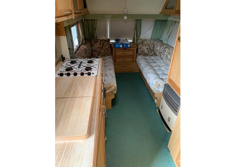 Four berth caravan - 4/9