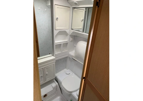 Four berth caravan - 7/9