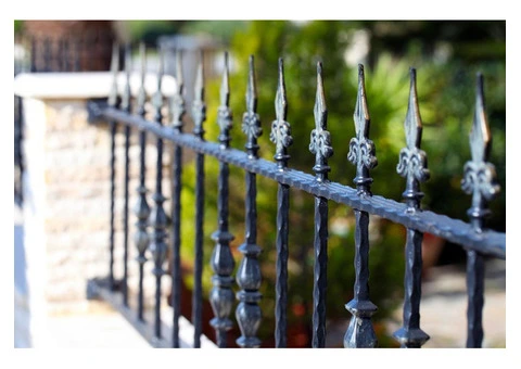 Secure and Beautify: Expert Fencing Contractors at Your Service - 2/2