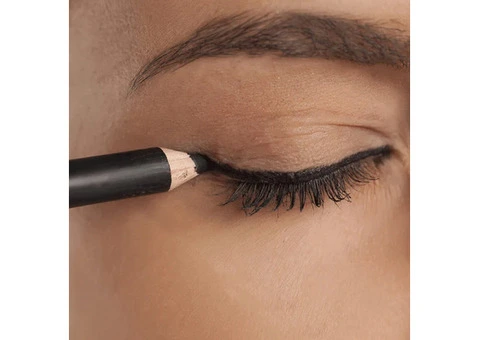 Hot Pink Lip and Eye Pencil - Beauty Forever London - 3/6