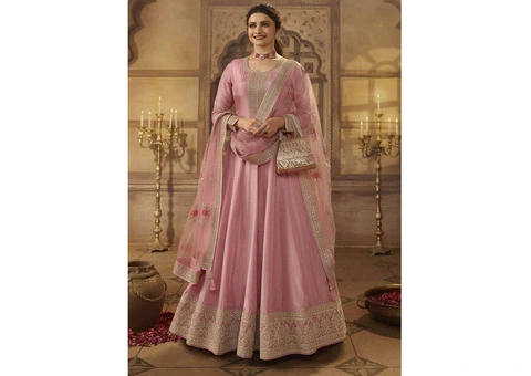 Buy Latest Wedding Salwar Kameez Online at Mirraw UK - 1/3
