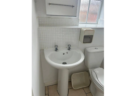 Get Premium Cleaning Services for Dirt and Germ-Free Spaces - 7/14