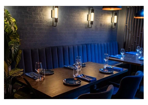 Top 5 Reasons to Choose Indiawaale’s Private Dining Table in Pinner