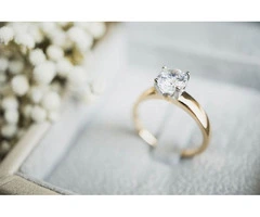 How Much is a Typical Engagement Ring? Find Out Now!
