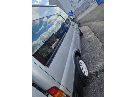 Nice car and also caravan - 2/4