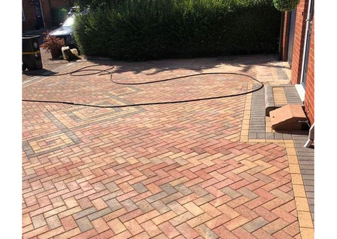 Top-Quality Pressure Cleaning Services at Budget-Friendly Rates in Somerset - 2/2