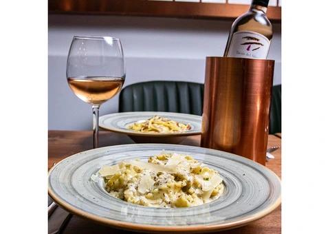 Authentic Italian Restaurant in Newport Pagnell - 2/7