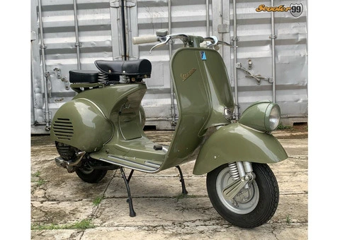 Vespa Faro Basso - 1/8