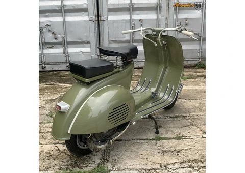 Vespa Faro Basso - 5/8