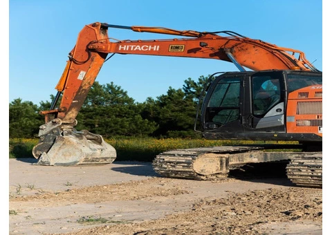 Get Excavator Hire in Derbyshire To Build up Great Things Meeting Deadlines