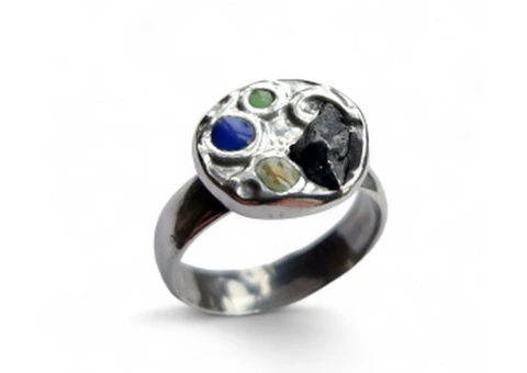 Meteorite Rings: Wear a Piece of the Cosmos on Your Finger - 2/2