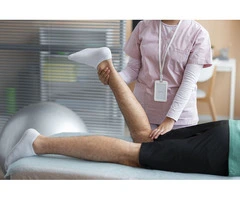 Top Specialist for Sports Knee Injuries in Manchester