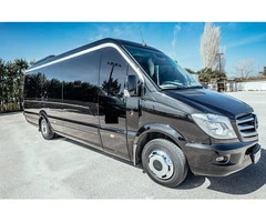 8 Seater Minibus Hire in Reading