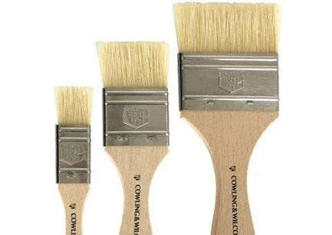 High-quality paint brushes for acrylic and watercolour sets. - 1/3