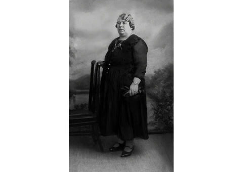 Photo restoration service - 12/12