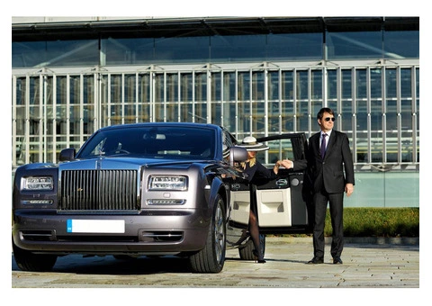 Rolls Royce Hire With Chauffeur London - 3/4