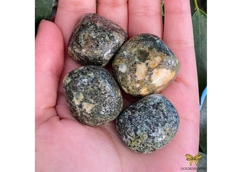 Embrace Natural Healing with Crystals and Gemstones by Goldenhands! - 1/5