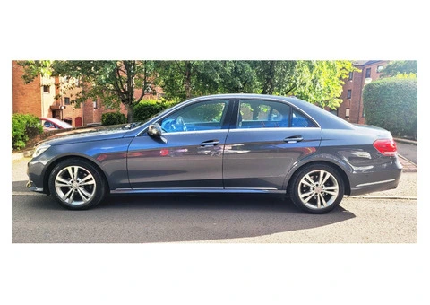 MERCEDES-BENZ E CLASS  2.0 E200 SE SALOON 4DR PETROL - RARE MANUAL TRANSMISSION - 4/29