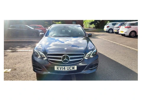 MERCEDES-BENZ E CLASS  2.0 E200 SE SALOON 4DR PETROL - RARE MANUAL TRANSMISSION - 5/29